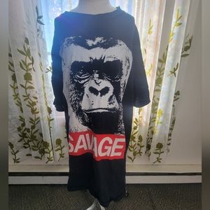Savage gorilla 100% cotton black red tshirt Medium Fruit of the Loom